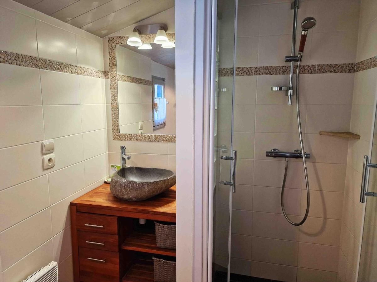 Les Pieds Dans L'Eau :Ker Anne Villa Port-Joinville Екстериор снимка